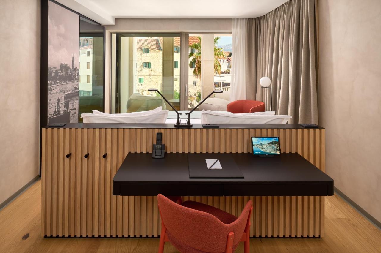 Hotel Ambasador Split Eksteriør bilde
