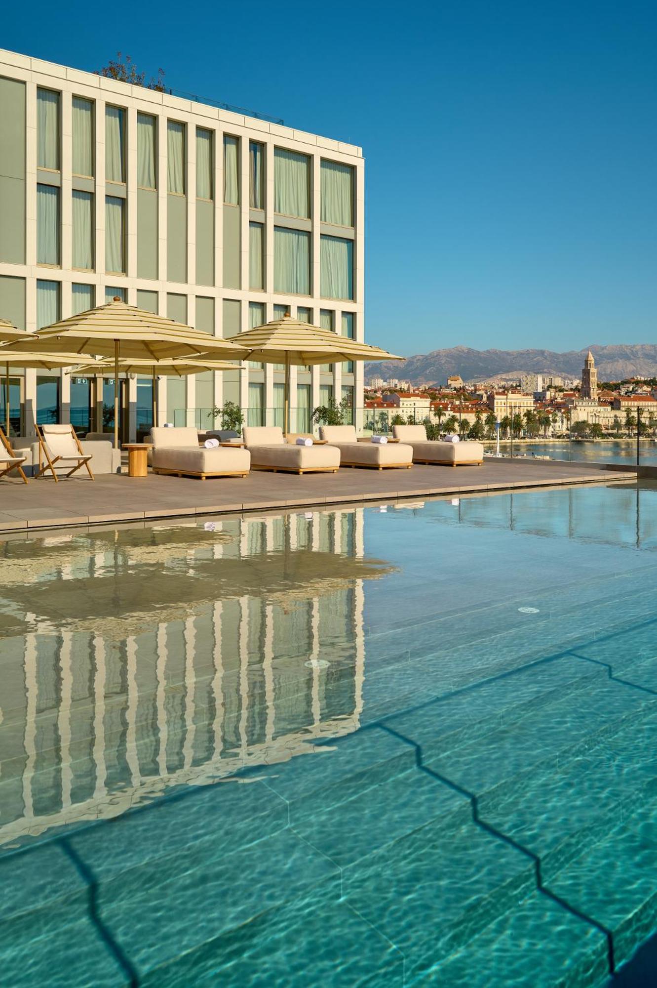 Hotel Ambasador Split Eksteriør bilde The Westin Palace, Zagreb