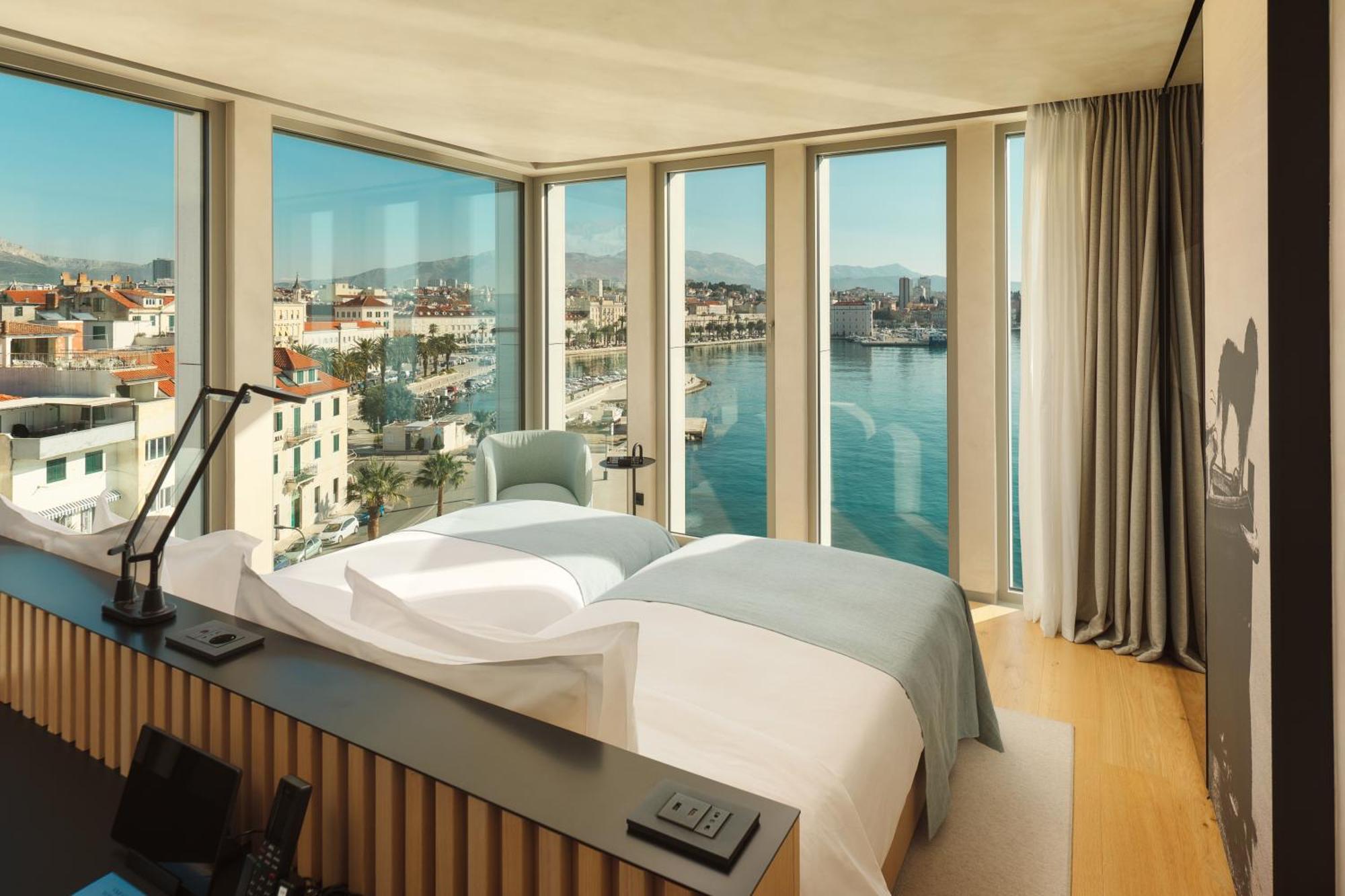 Hotel Ambasador Split Eksteriør bilde